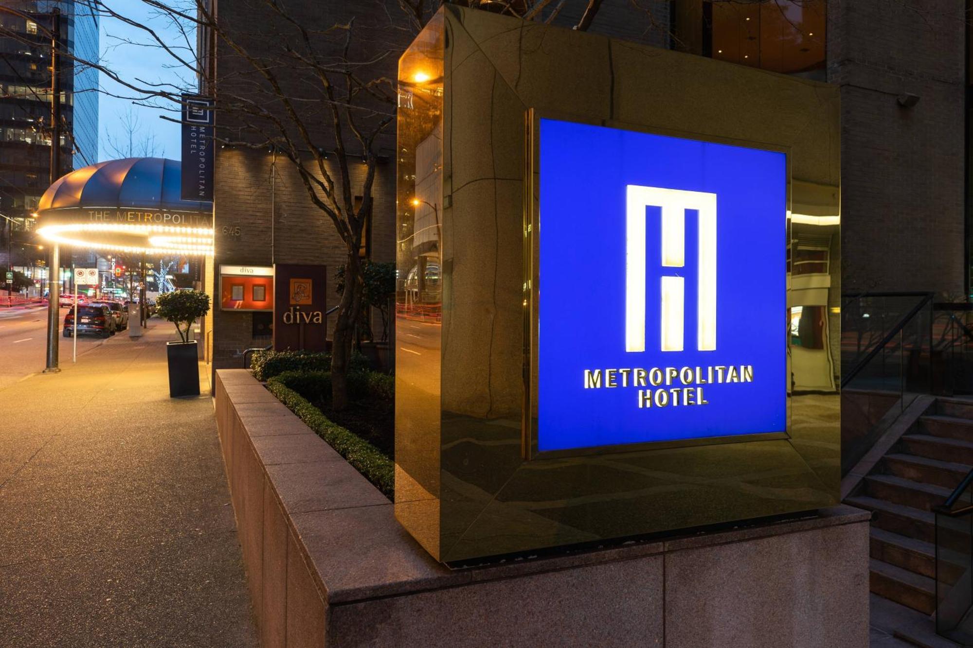 Metropolitan Hotel Ванкувер Екстер'єр фото